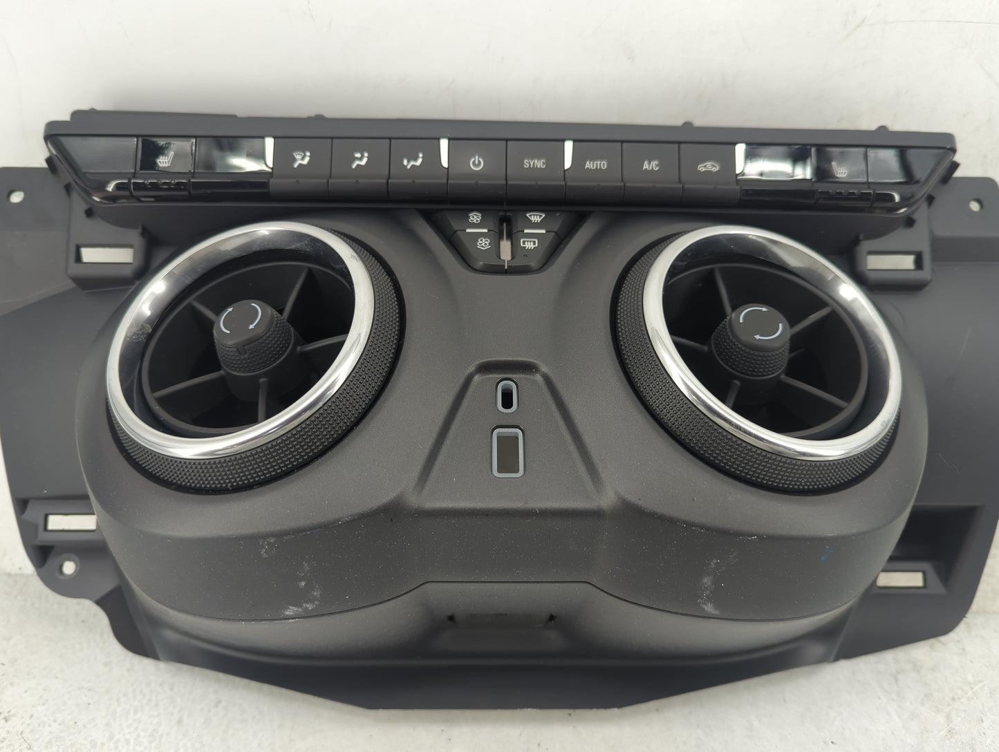 2019-2022 Chevrolet Blazer Climate Control Module Temperature AC/Heater Replacement P/N:84563761 Fits Fits 2019 2020 2021 20