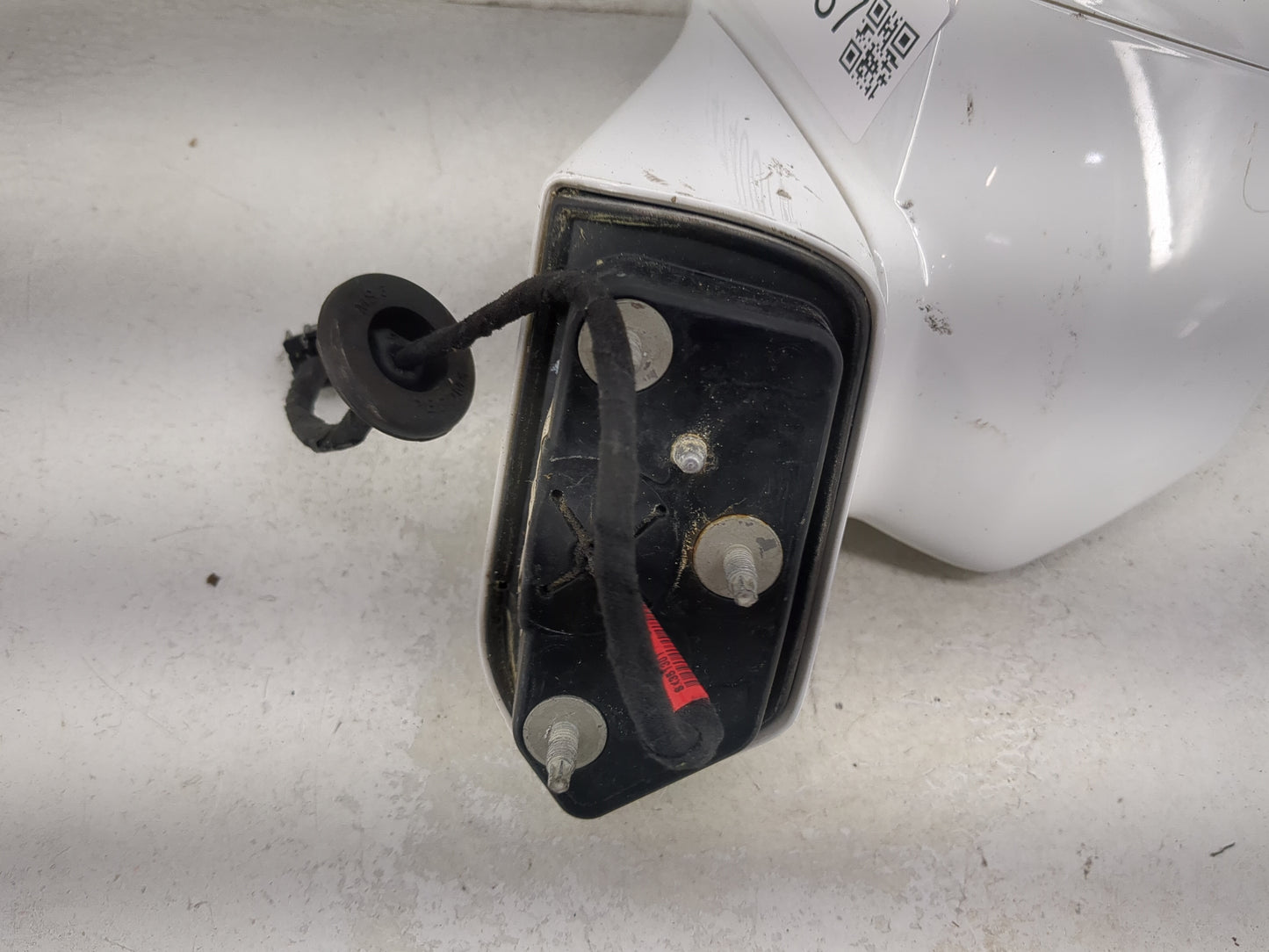 2019-2022 Chevrolet Blazer Driver Side View Mirror - Left Door Mirror OEM Used - Oemusedautoparts1.com