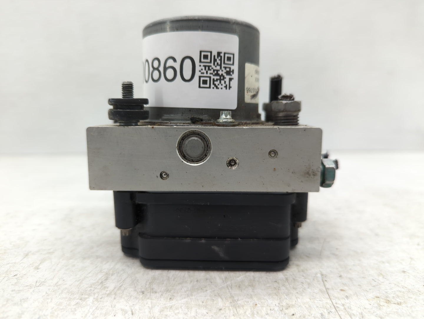 2019-2021 Chevrolet Camaro ABS Pump Control Module Replacement P/N:84653125 84244637 Fits Fits 2019 2020 2021 OEM Used Auto 