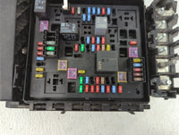 2019-2020 Chevrolet Camaro Fusebox Fuse Box Panel Relay Module P/N:812914718 19085 0524, 84572690 Fits Fits 2019 2020 OEM Us