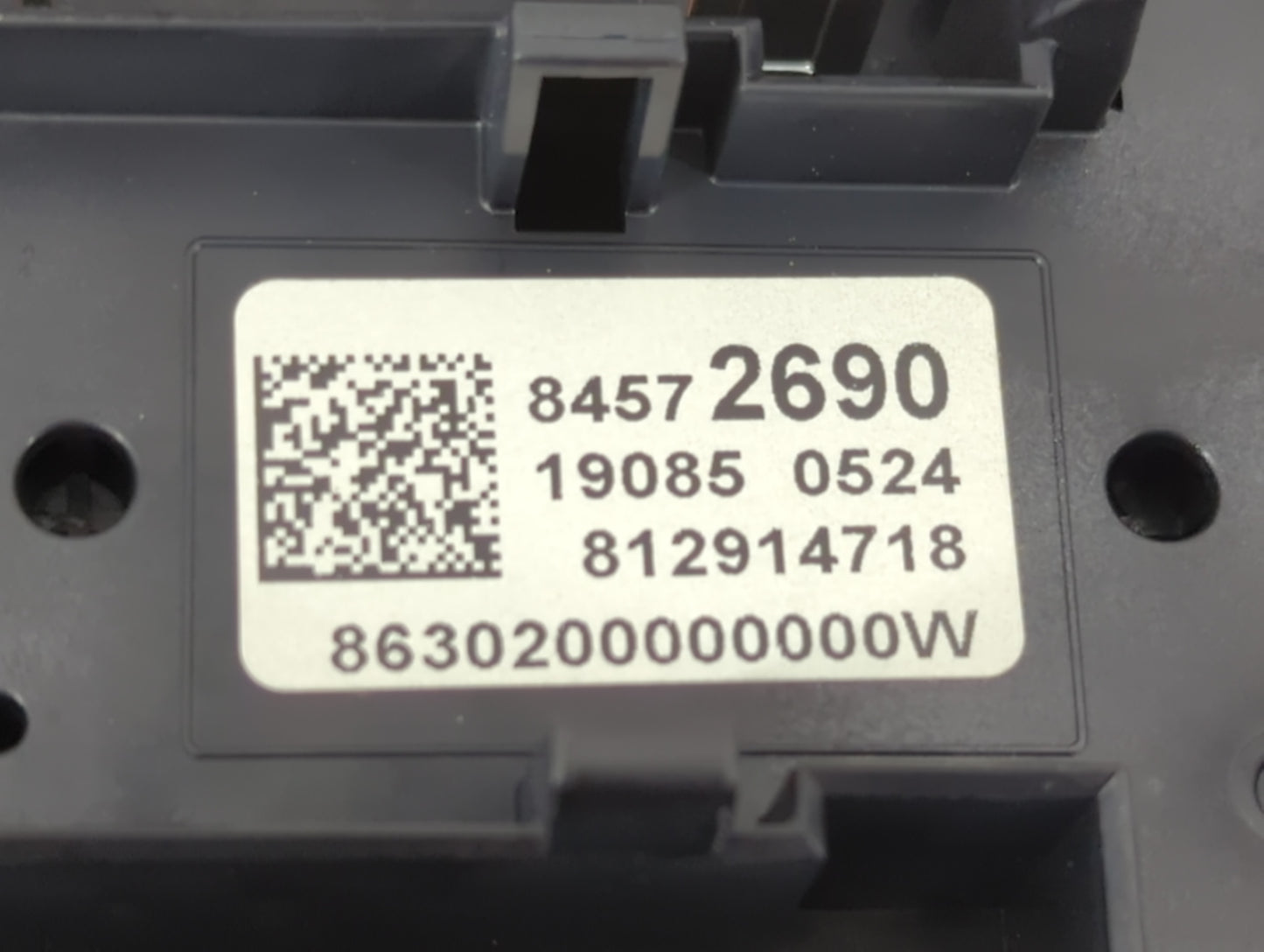2019-2020 Chevrolet Camaro Fusebox Fuse Box Panel Relay Module P/N:812914718 19085 0524, 84572690 Fits Fits 2019 2020 OEM Us
