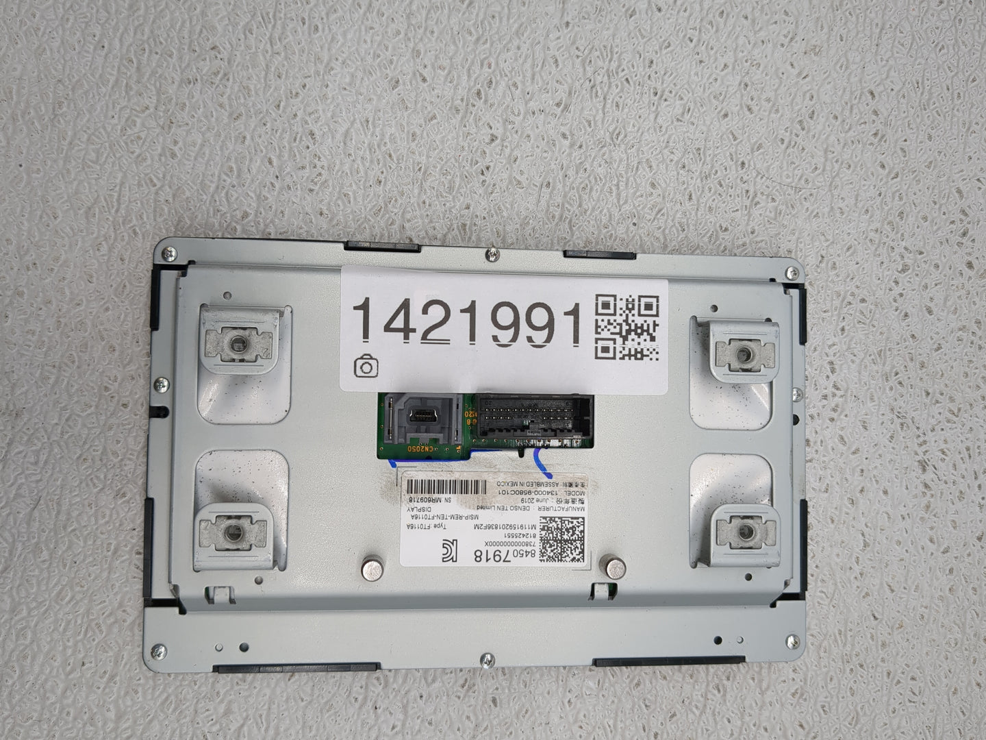 2019-2020 Chevrolet Camaro Information Display Screen - Oemusedautoparts1.com