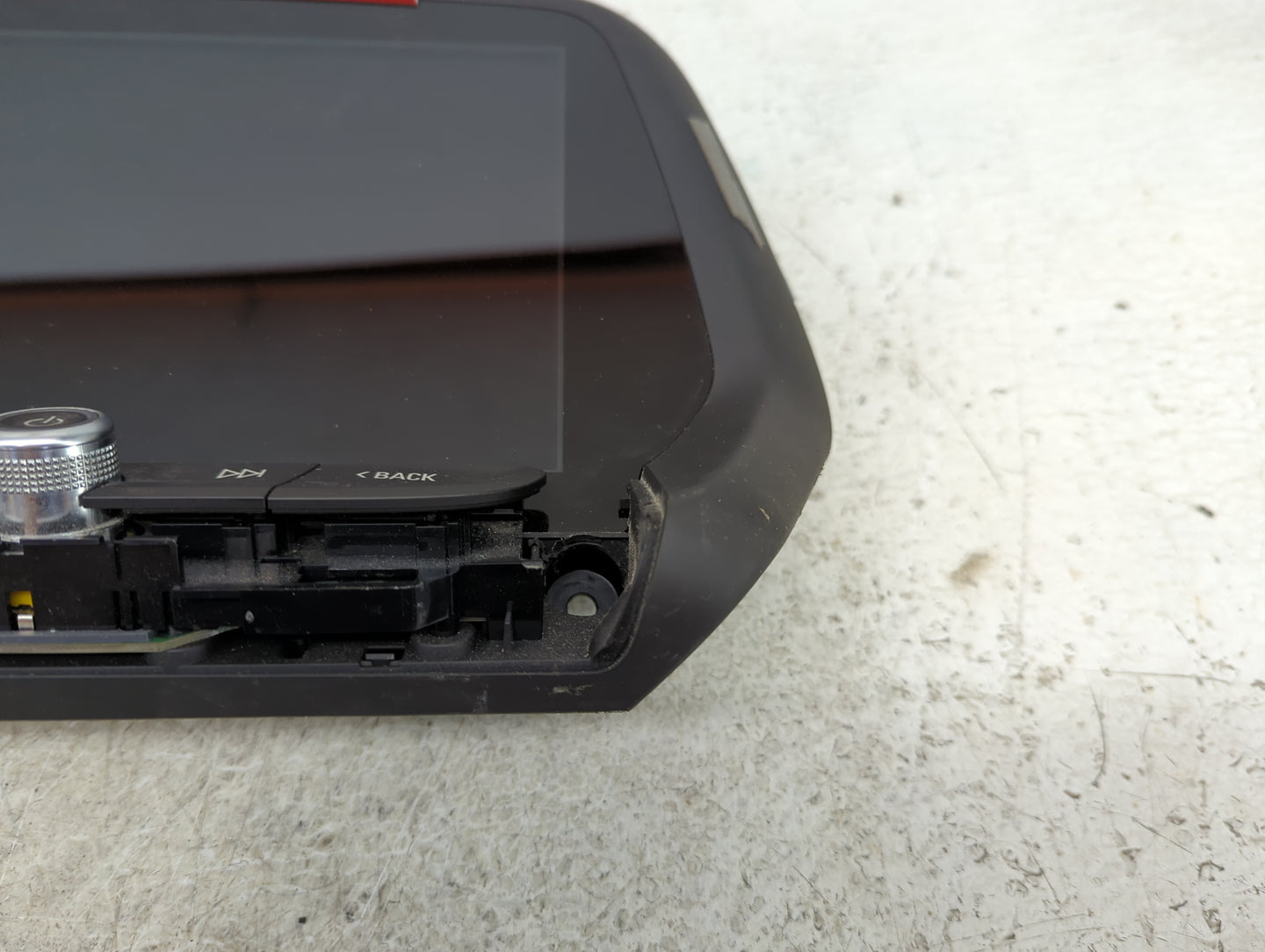 2019-2020 Chevrolet Camaro Information Display Screen - Oemusedautoparts1.com