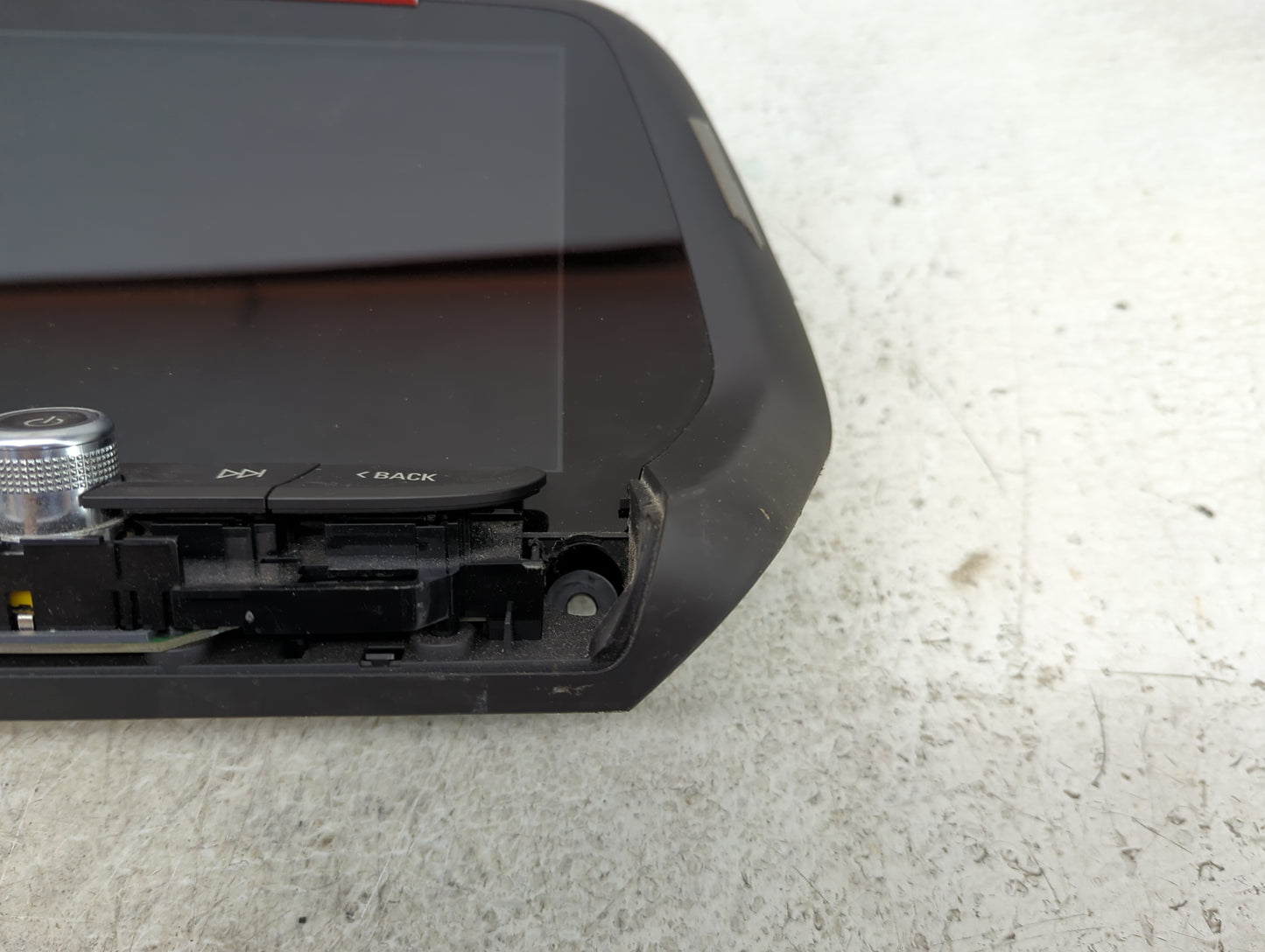 2019-2020 Chevrolet Camaro Information Display Screen - Oemusedautoparts1.com