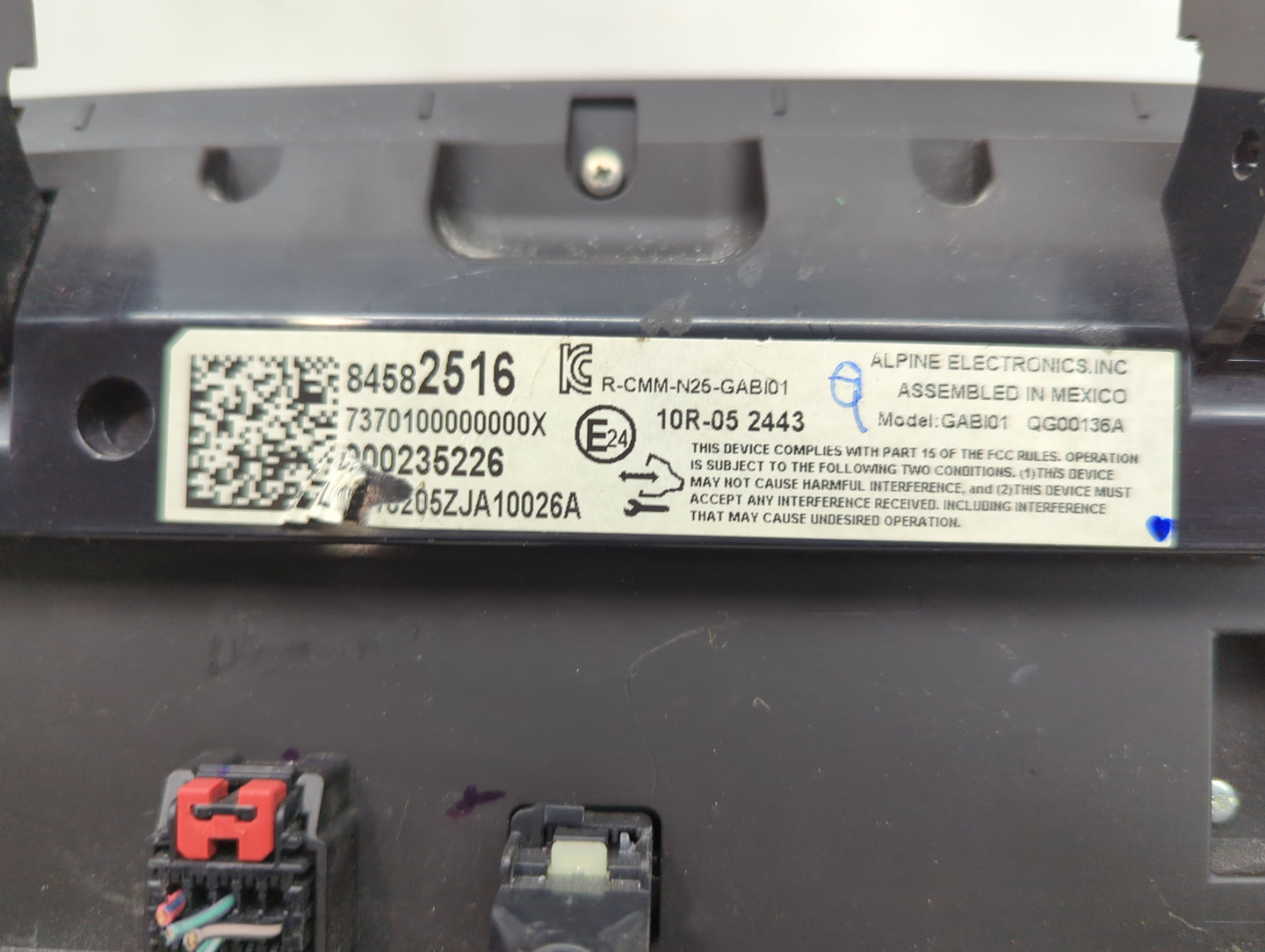 2019-2020 Chevrolet Camaro Information Display Screen - Oemusedautoparts1.com