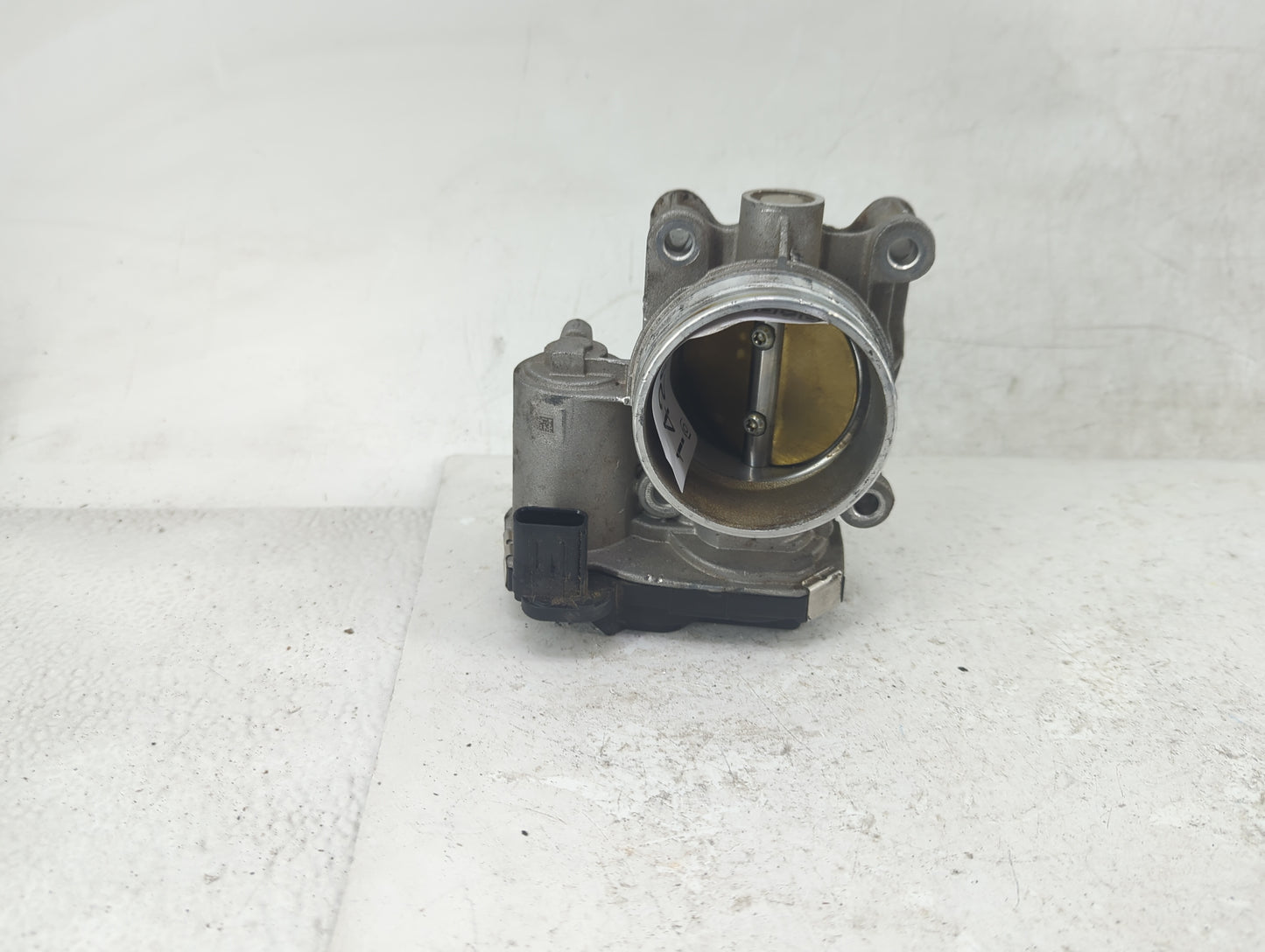 2016-2021 Chevrolet Camaro Throttle Body P/N:12681472AA Fits Fits 2013 2014 2015 2016 2017 2018 2019 2020 2021 OEM Used Auto