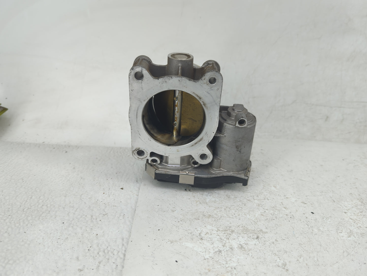 2016-2021 Chevrolet Camaro Throttle Body P/N:12681472AA Fits Fits 2013 2014 2015 2016 2017 2018 2019 2020 2021 OEM Used Auto