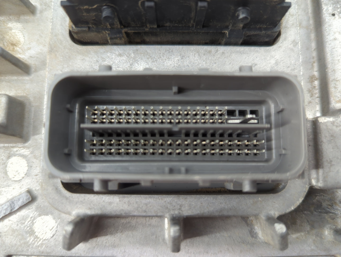 2016-2021 Chevrolet Camaro PCM Engine Control Computer ECU ECM PCU OEM P/N:12697045 12687296 Fits OEM Used Auto Parts - Oemu