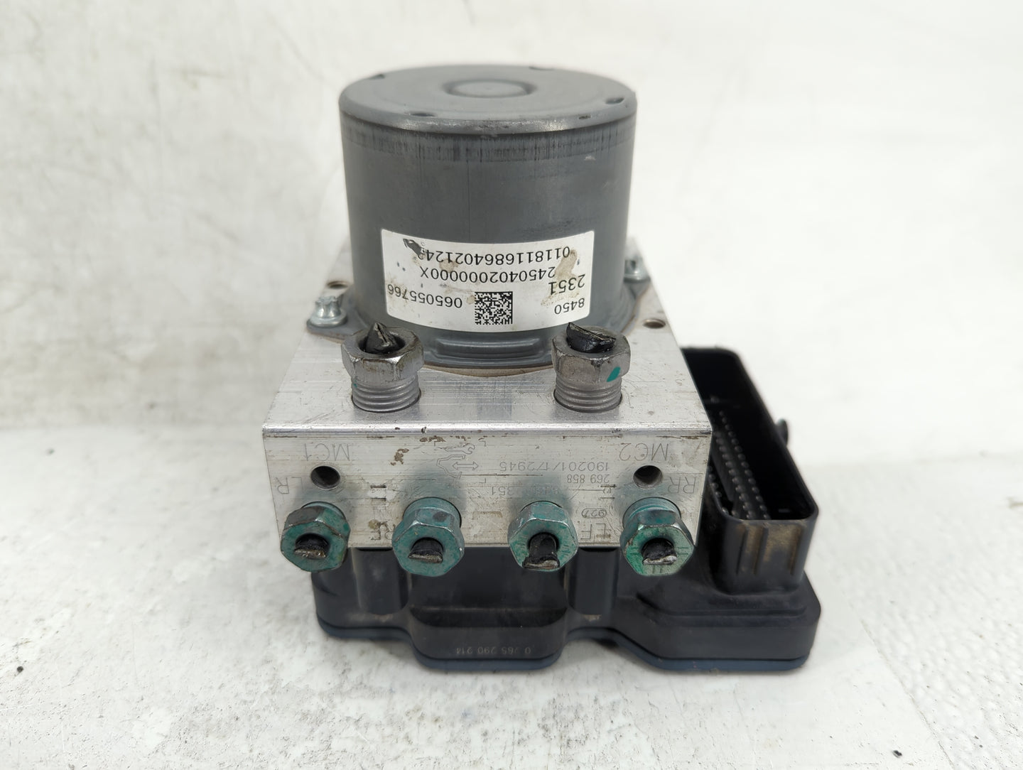 2019-2021 Chevrolet Camaro ABS Pump Control Module Replacement P/N:0265956577 2265106539 Fits Fits 2019 2020 2021 OEM Used A