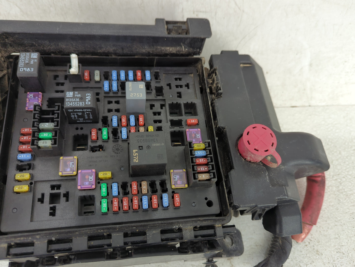 2019 Chevrolet Camaro Fusebox Fuse Box Panel Relay Module P/N:13455283 8135A36, 13468935, 84471857, 545324639 Fits OEM Used 