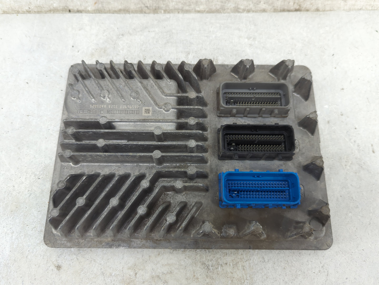 2018-2021 Chevrolet Camaro PCM Engine Control Computer ECU ECM PCU OEM P/N:12695213 12692070 Fits Fits 2018 2019 2020 2021 O