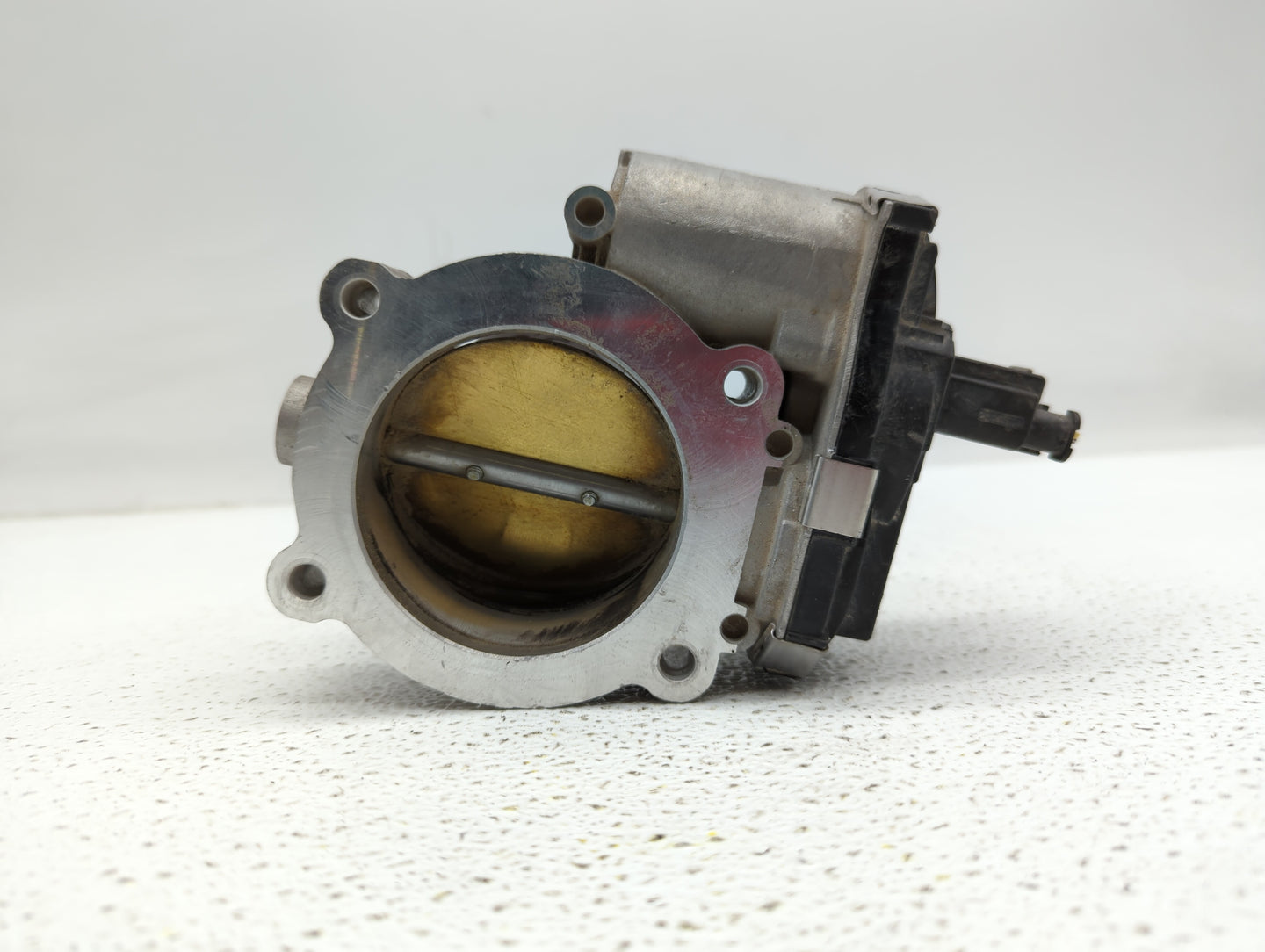 2016-2019 Chevrolet Camaro Throttle Body P/N:12671014 12648414, 1267 1014 Fits Fits 2016 2017 2018 2019 OEM Used Auto Parts 