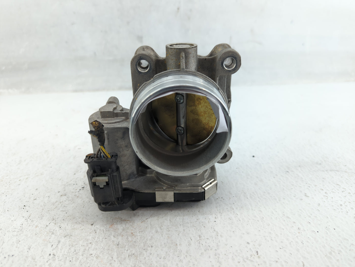 2016-2021 Chevrolet Camaro Throttle Body P/N:12681472AA Fits Fits 2013 2014 2015 2016 2017 2018 2019 2020 2021 OEM Used Auto