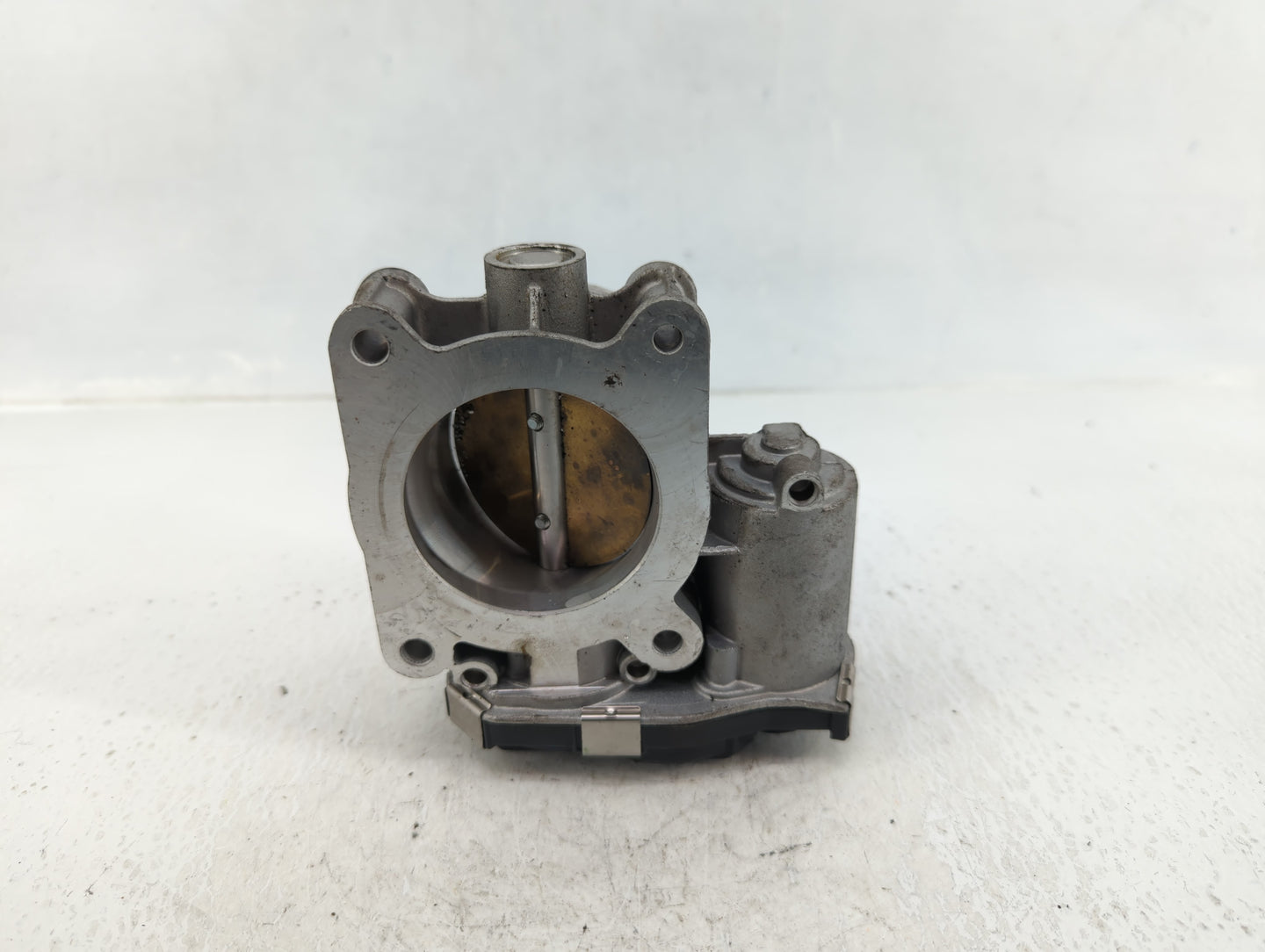 2016-2021 Chevrolet Camaro Throttle Body P/N:12681472AA Fits Fits 2013 2014 2015 2016 2017 2018 2019 2020 2021 OEM Used Auto
