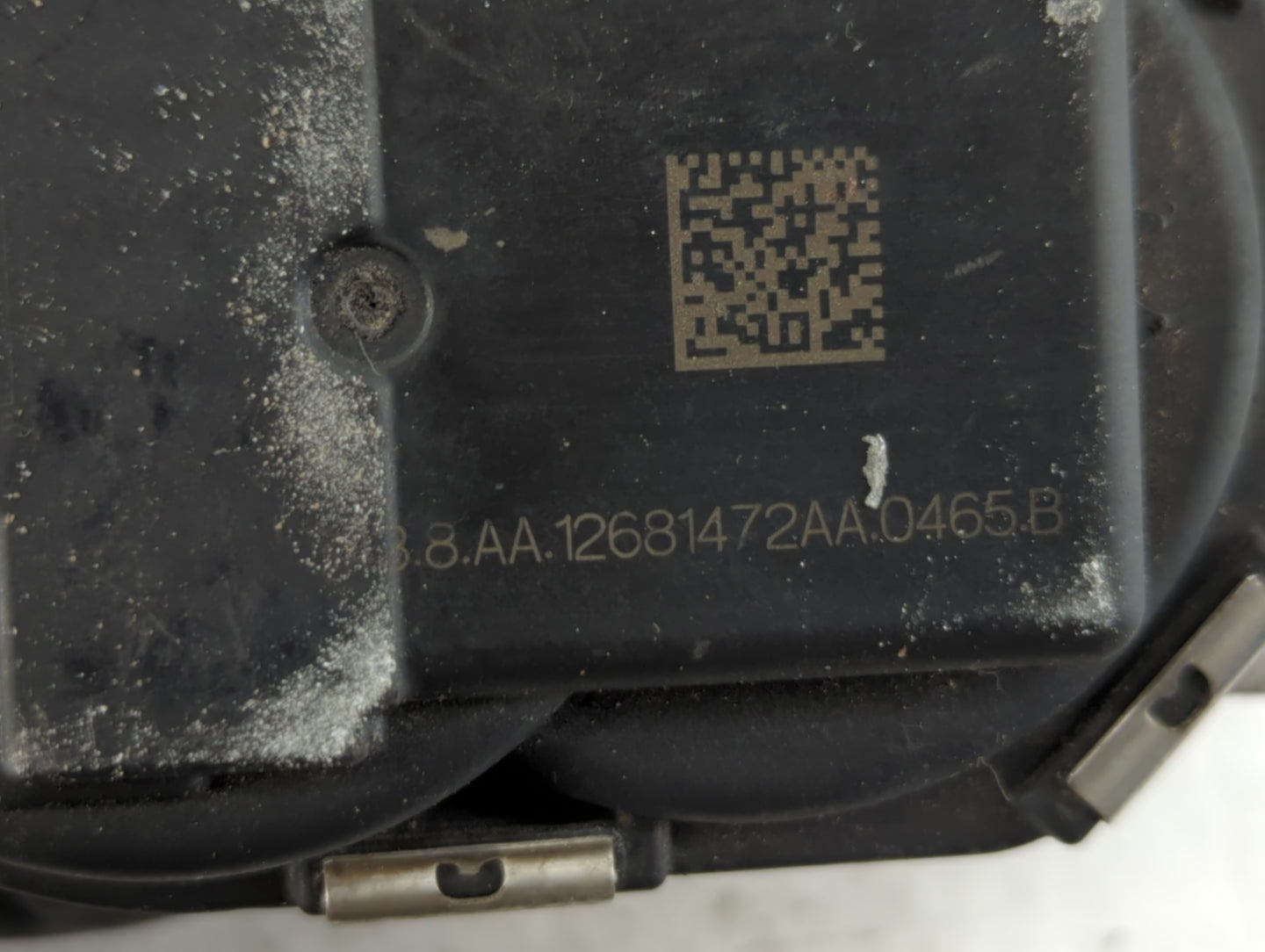 2016-2021 Chevrolet Camaro Throttle Body P/N:12627067DA Fits Fits 2013 2014 2015 2016 2017 2018 2019 2020 2021 OEM Used Auto