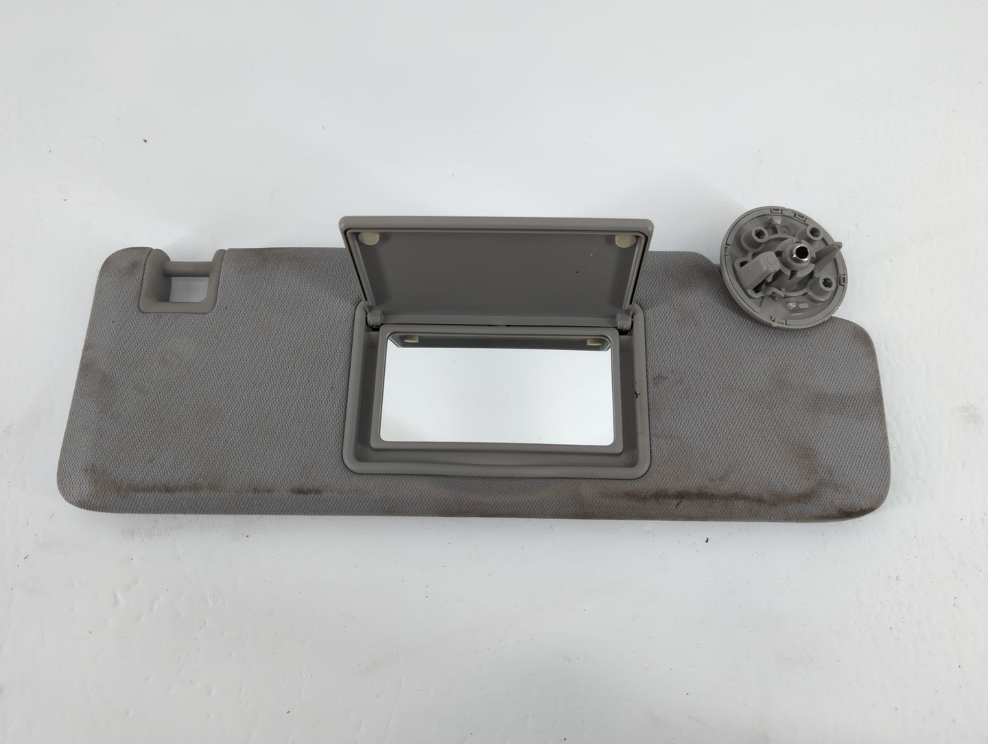 2021 Chevrolet Camaro Sun Visor Shade Replacement Passenger Right Mirror Fits OEM Used Auto Parts - Oemusedautoparts1.com