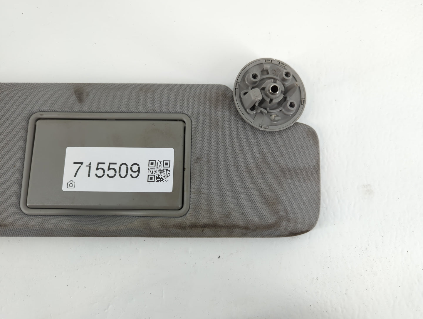 2021 Chevrolet Camaro Sun Visor Shade Replacement Passenger Right Mirror Fits OEM Used Auto Parts - Oemusedautoparts1.com