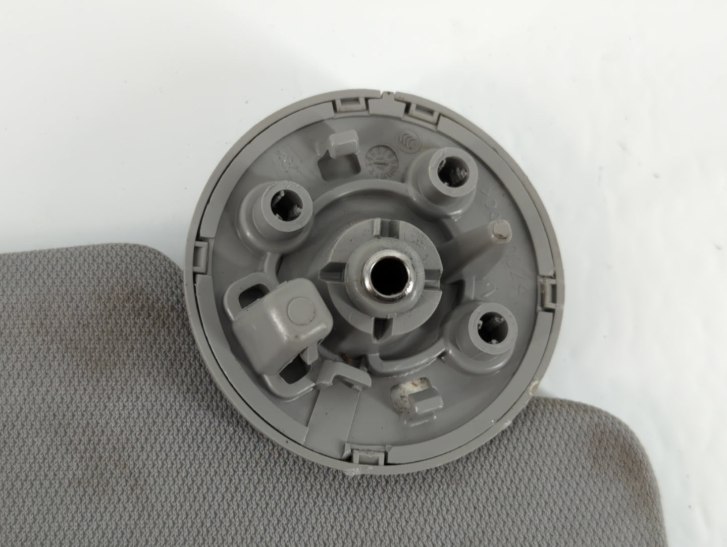 2021 Chevrolet Camaro Sun Visor Shade Replacement Passenger Right Mirror Fits OEM Used Auto Parts - Oemusedautoparts1.com