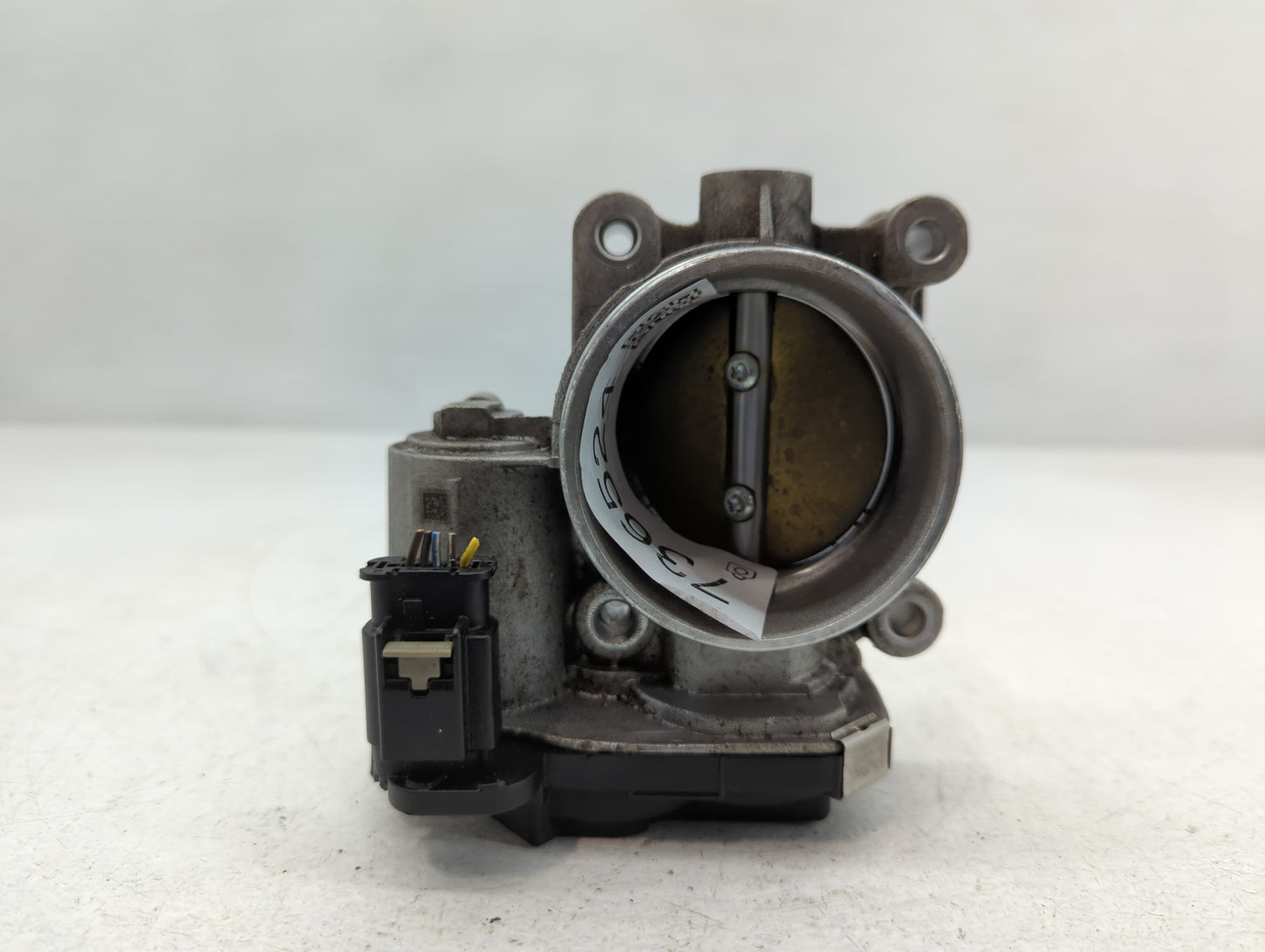 2016-2021 Chevrolet Camaro Throttle Body P/N:12681472AA Fits Fits 2013 2014 2015 2016 2017 2018 2019 2020 2021 OEM Used Auto