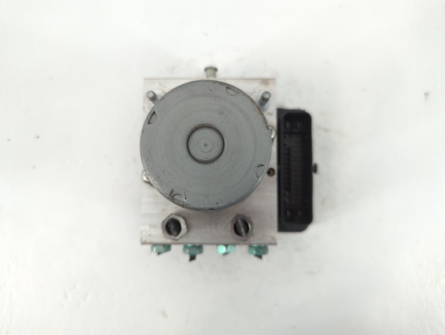 2019-2021 Chevrolet Camaro ABS Pump Control Module Replacement P/N:84502351 Fits Fits 2019 2020 2021 OEM Used Auto Parts - O