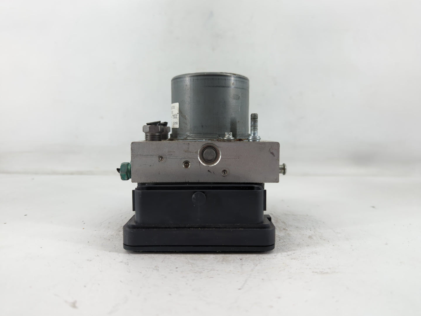2019-2021 Chevrolet Camaro ABS Pump Control Module Replacement P/N:84502351 Fits Fits 2019 2020 2021 OEM Used Auto Parts - O