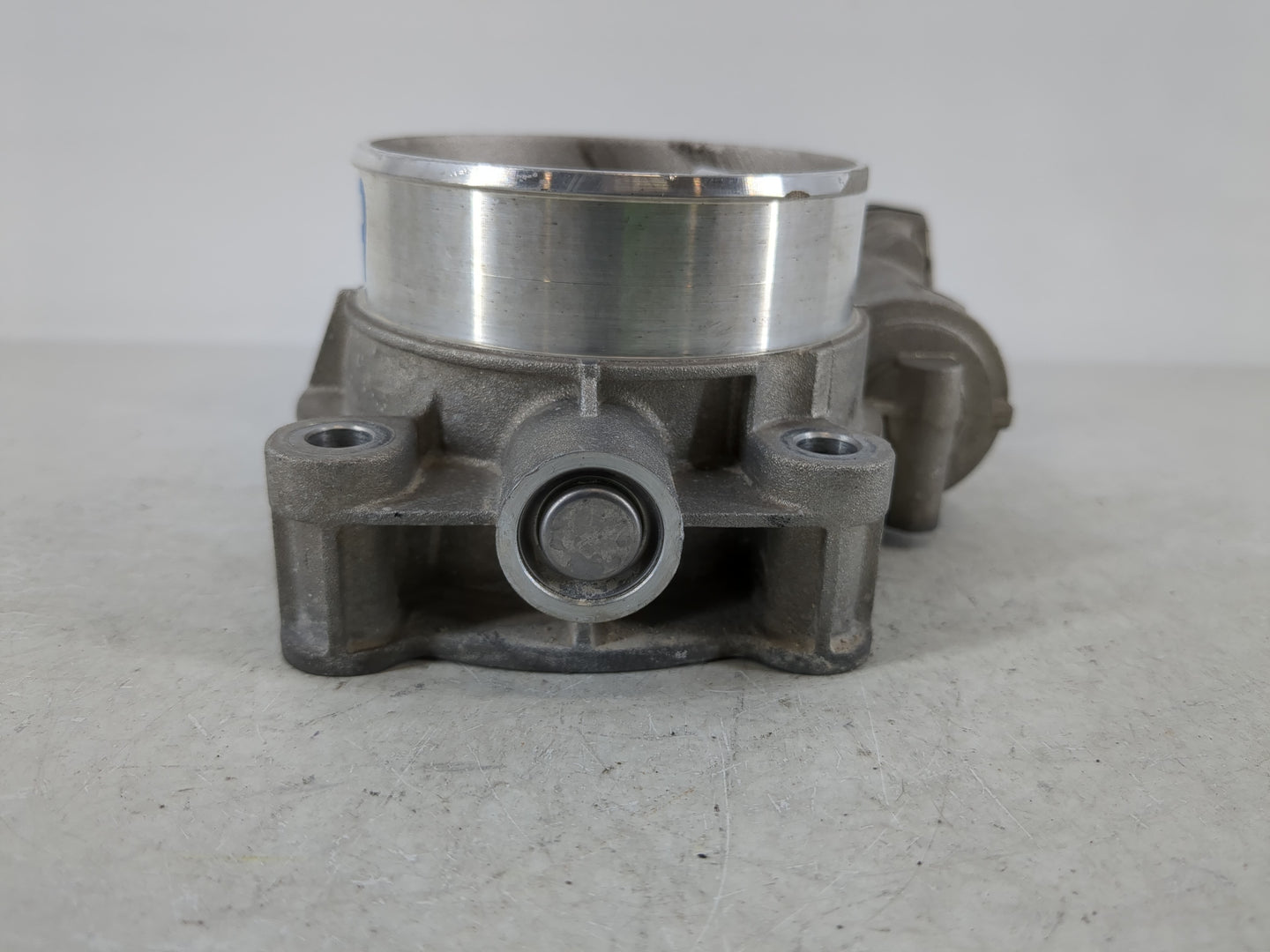 2017-2022 Chevrolet Colorado Throttle Body P/N:12671014 12676296AA Fits Fits 2016 2017 2018 2019 2020 2021 2022 OEM Used Aut