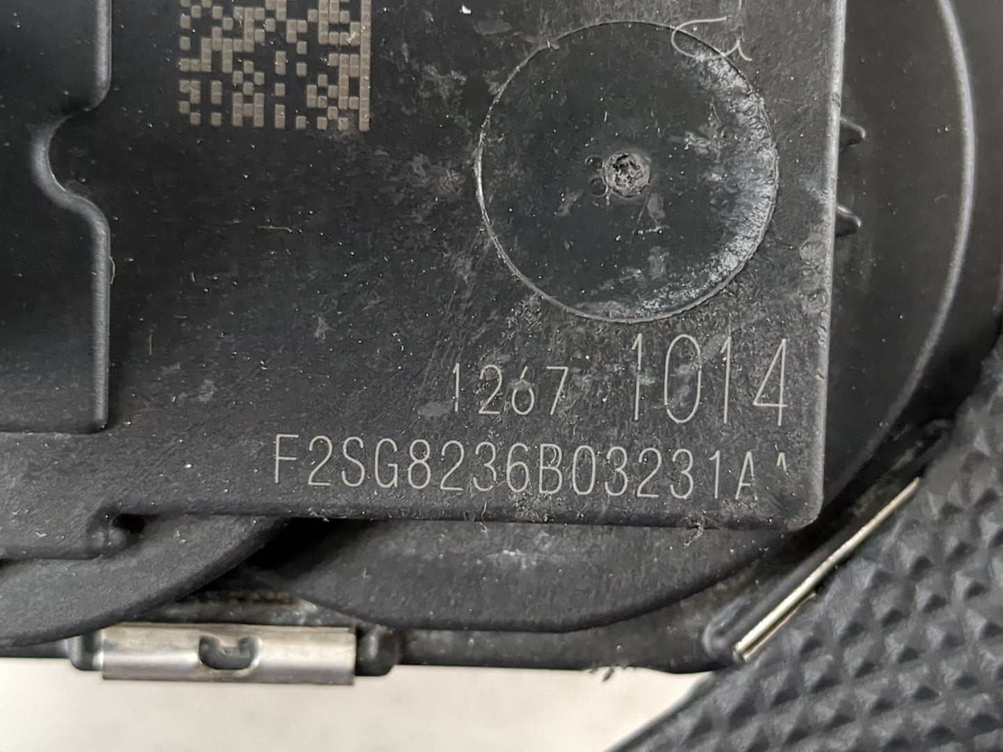 2017-2022 Chevrolet Colorado Throttle Body P/N:12671014 12676296AA Fits Fits 2016 2017 2018 2019 2020 2021 2022 OEM Used Aut