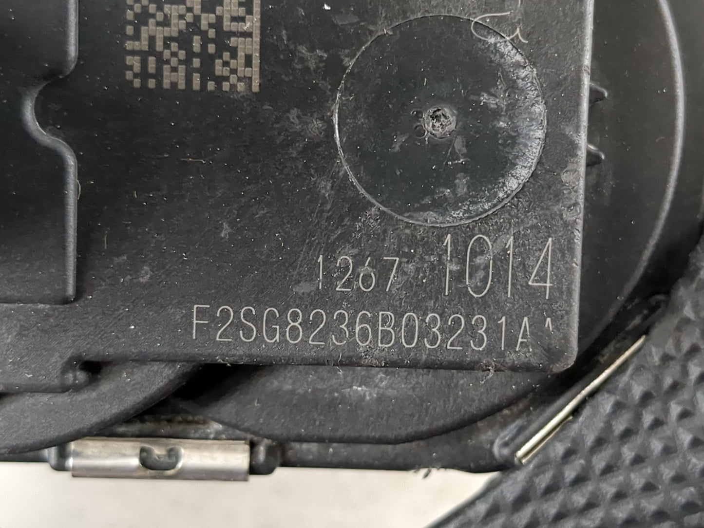 2017-2022 Chevrolet Colorado Throttle Body P/N:12671014 12676296AA Fits Fits 2016 2017 2018 2019 2020 2021 2022 OEM Used Aut