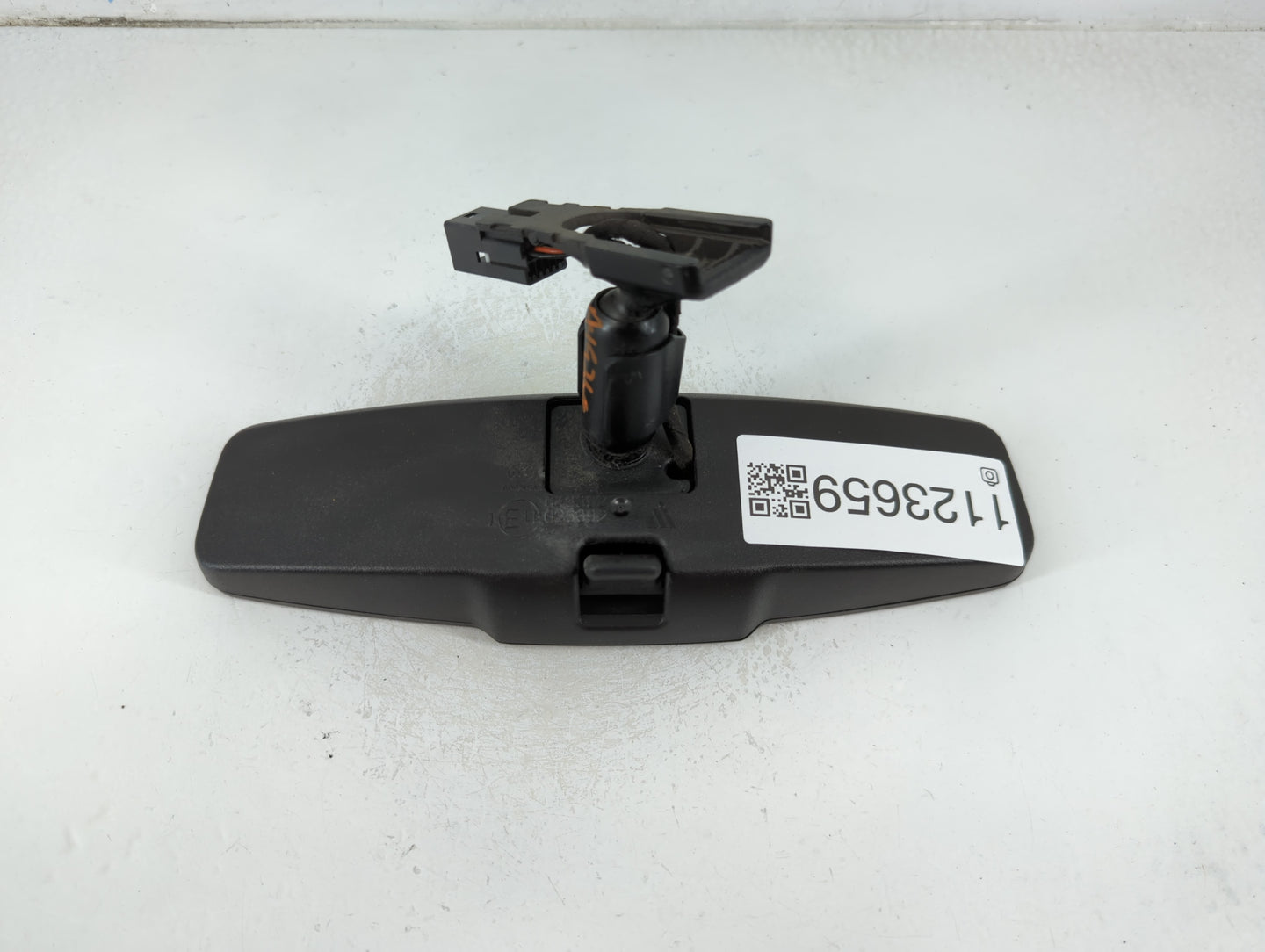 2015-2022 Chevrolet Colorado Interior Rear View Mirror Replacement OEM P/N:E11046392 E11026392 Fits OEM Used Auto Parts - Oe