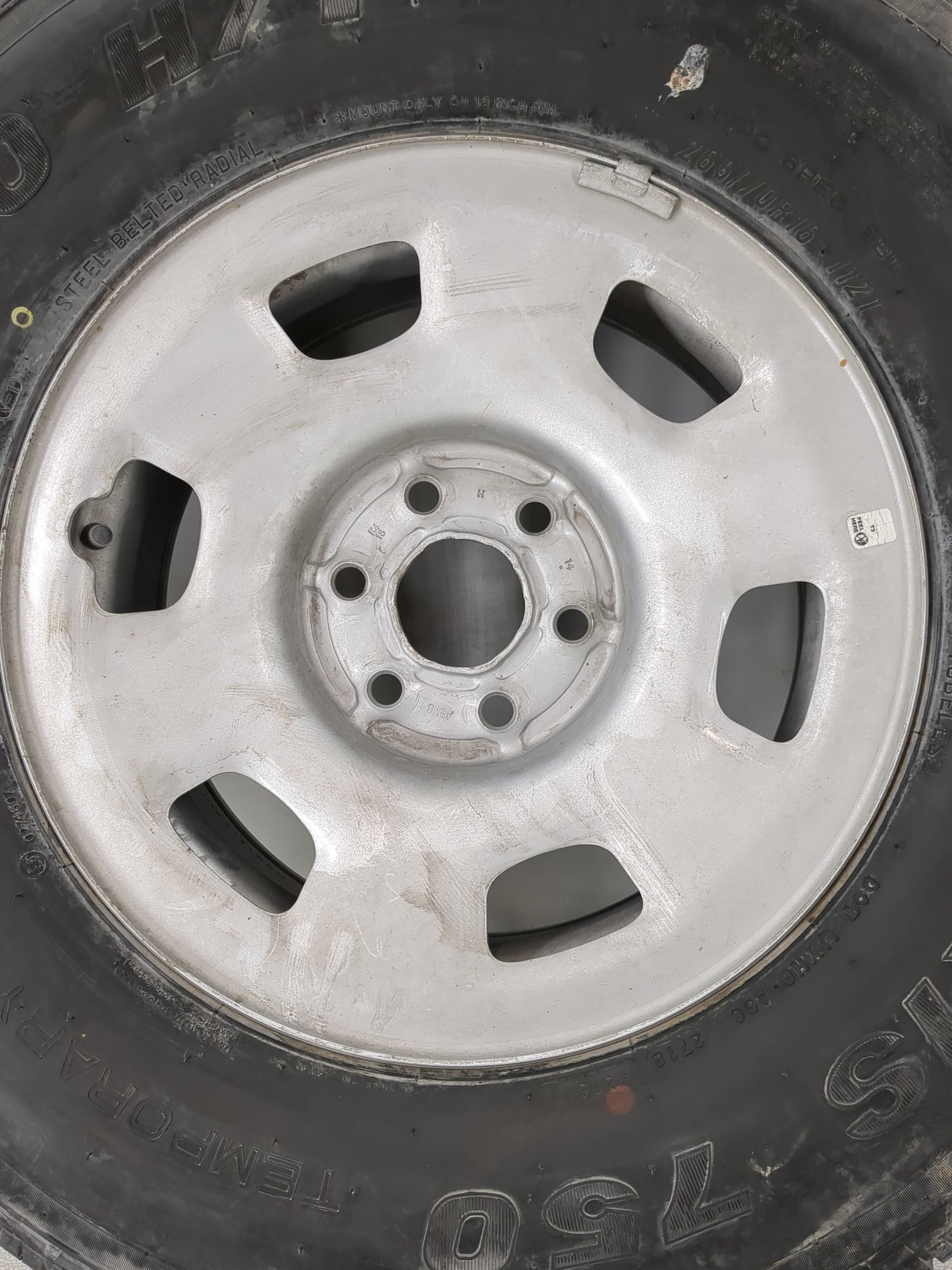 2015-2019 Chevrolet Colorado Spare Donut Tire Wheel Rim Oem - Oemusedautoparts1.com