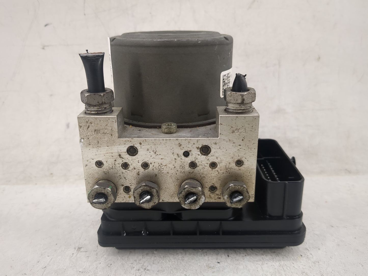 2017-2022 Chevrolet Colorado ABS Pump Control Module Replacement P/N:84049138 84067883 Fits Fits 2017 2018 2019 2020 2021 20