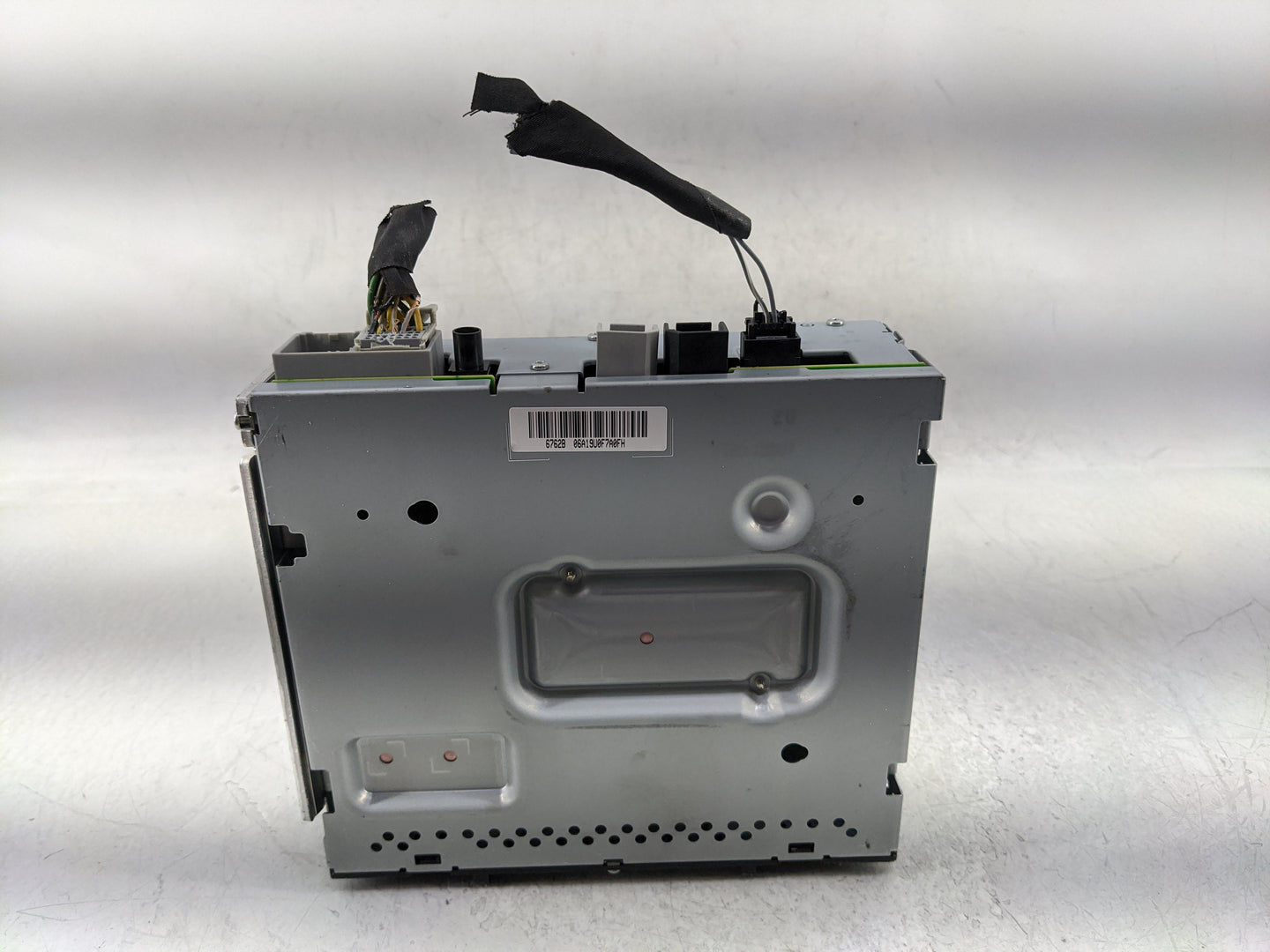 2017-2019 Chevrolet Colorado Radio AM FM Cd Player Receiver Replacement P/N:812425551 84610616 Fits Fits 2017 2018 2019 OEM 