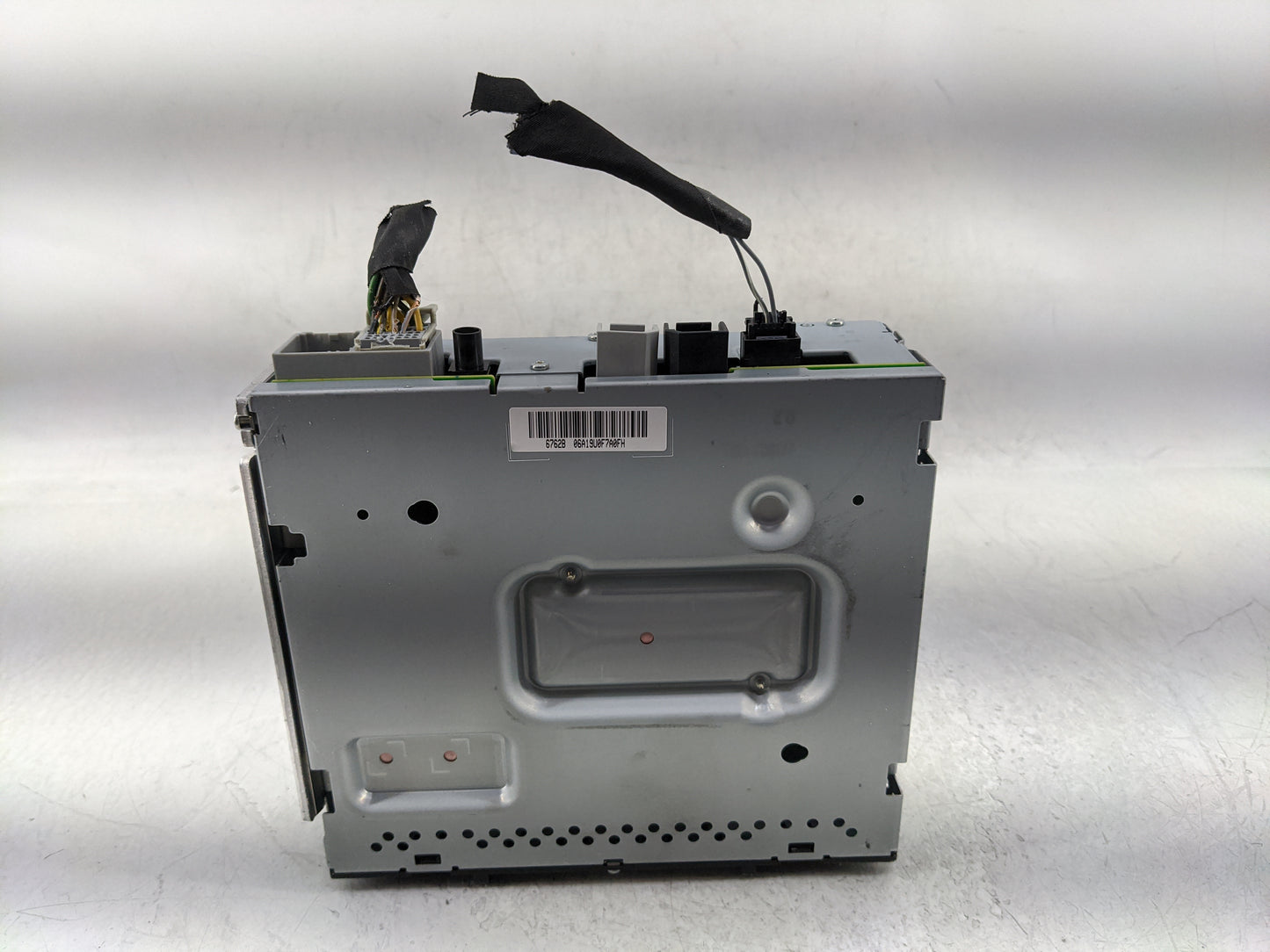 2017-2019 Chevrolet Colorado Radio AM FM Cd Player Receiver Replacement P/N:812425551 84610616 Fits Fits 2017 2018 2019 OEM 