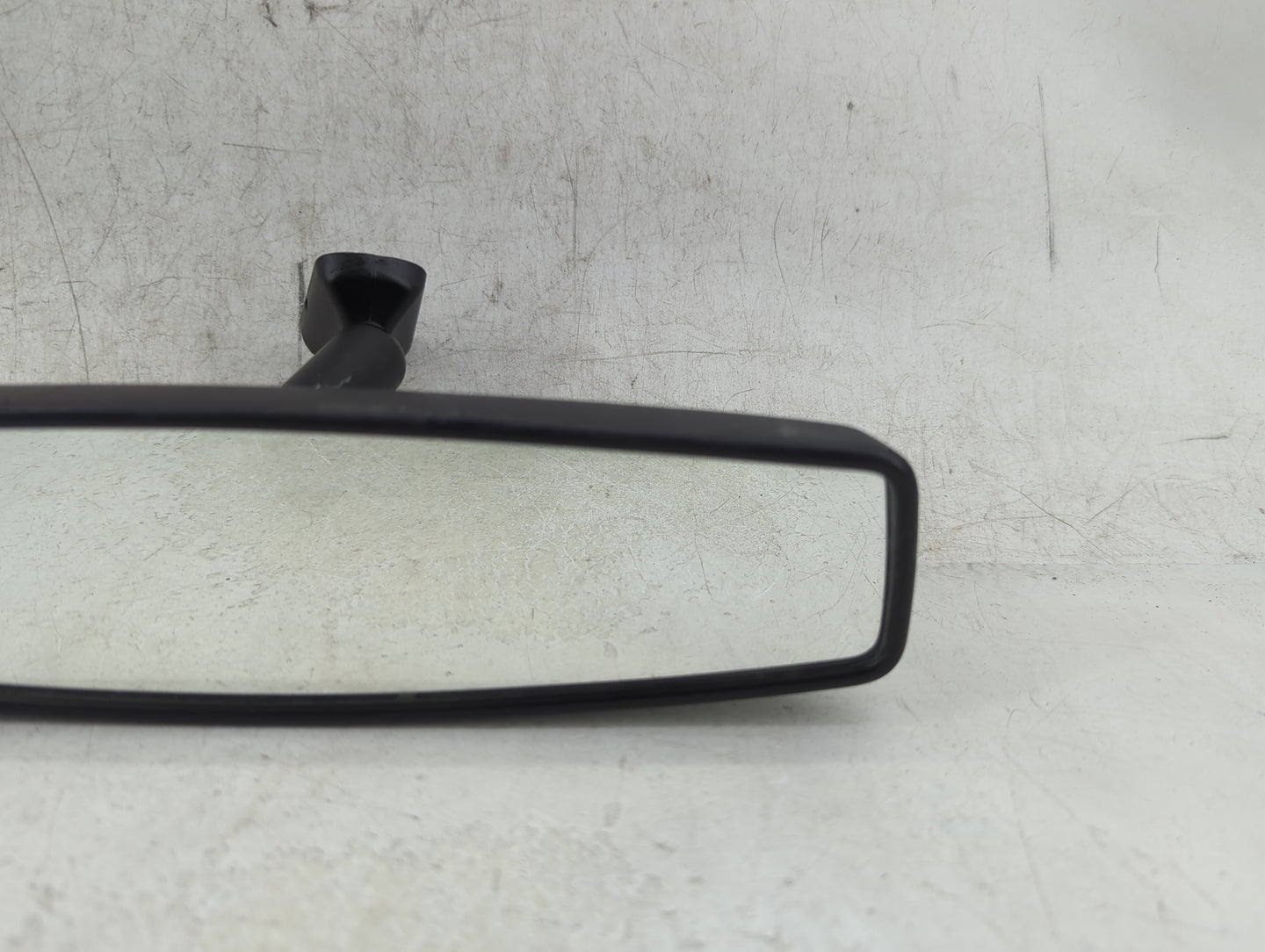 2015-2022 Chevrolet Colorado Interior Rear View Mirror Replacement OEM P/N:E11026151 Fits OEM Used Auto Parts - Oemusedautop