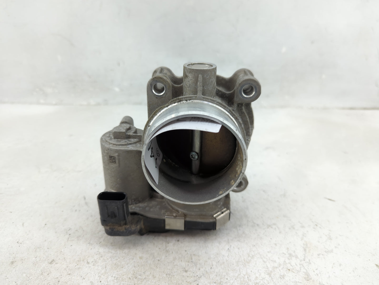 2016-2022 Chevrolet Colorado Throttle Body P/N:12670839AA Fits Fits 2016 2017 2018 2019 2020 2021 2022 OEM Used Auto Parts -