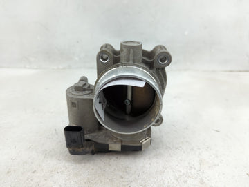 2016-2022 Chevrolet Colorado Throttle Body P/N:12670839AA Fits Fits 2016 2017 2018 2019 2020 2021 2022 OEM Used Auto Parts -