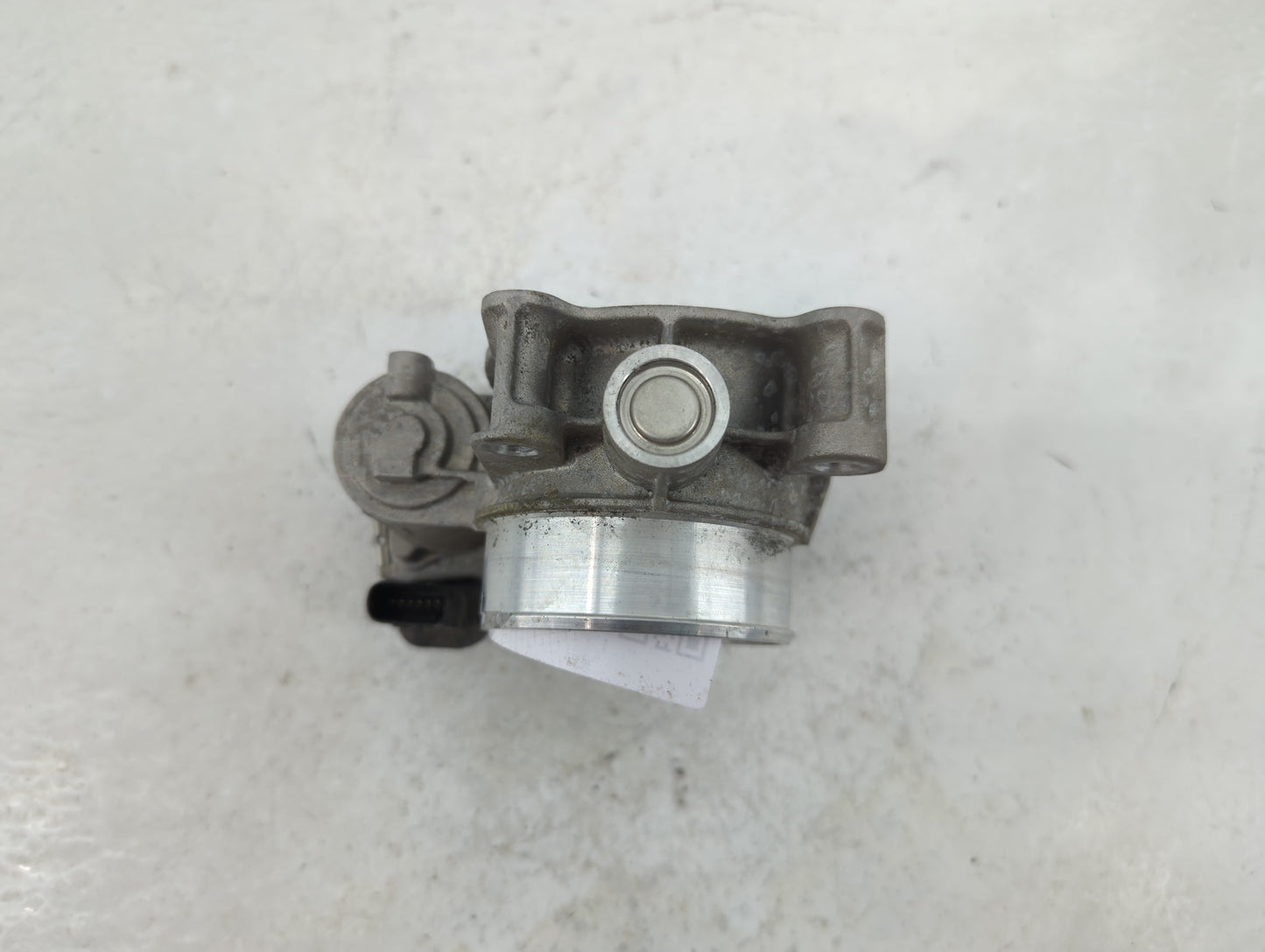 2016-2022 Chevrolet Colorado Throttle Body P/N:12670839AA Fits Fits 2016 2017 2018 2019 2020 2021 2022 OEM Used Auto Parts -