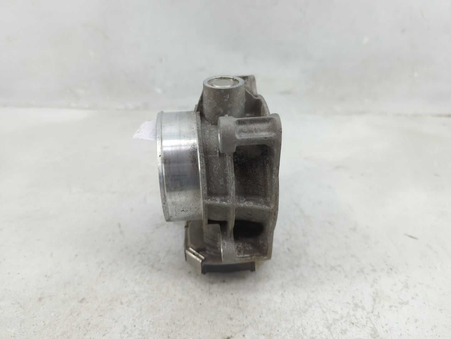 2016-2022 Chevrolet Colorado Throttle Body P/N:12670839AA Fits Fits 2016 2017 2018 2019 2020 2021 2022 OEM Used Auto Parts -