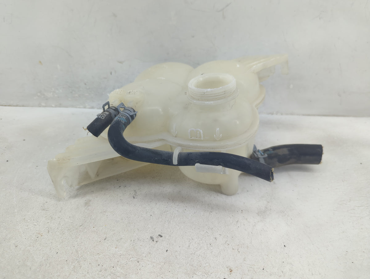 2015 Chevrolet Colorado Radiator Coolant Overflow Expansion Tank Bottle - Oemusedautoparts1.com