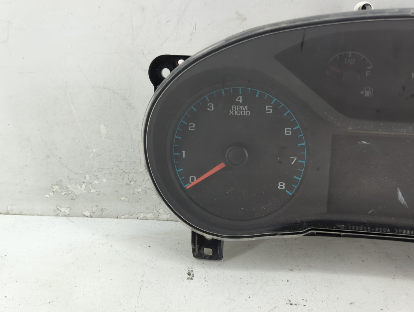 2019 Chevrolet Colorado Instrument Cluster Speedometer Gauges P/N:84624950 Fits OEM Used Auto Parts - Oemusedautoparts1.com