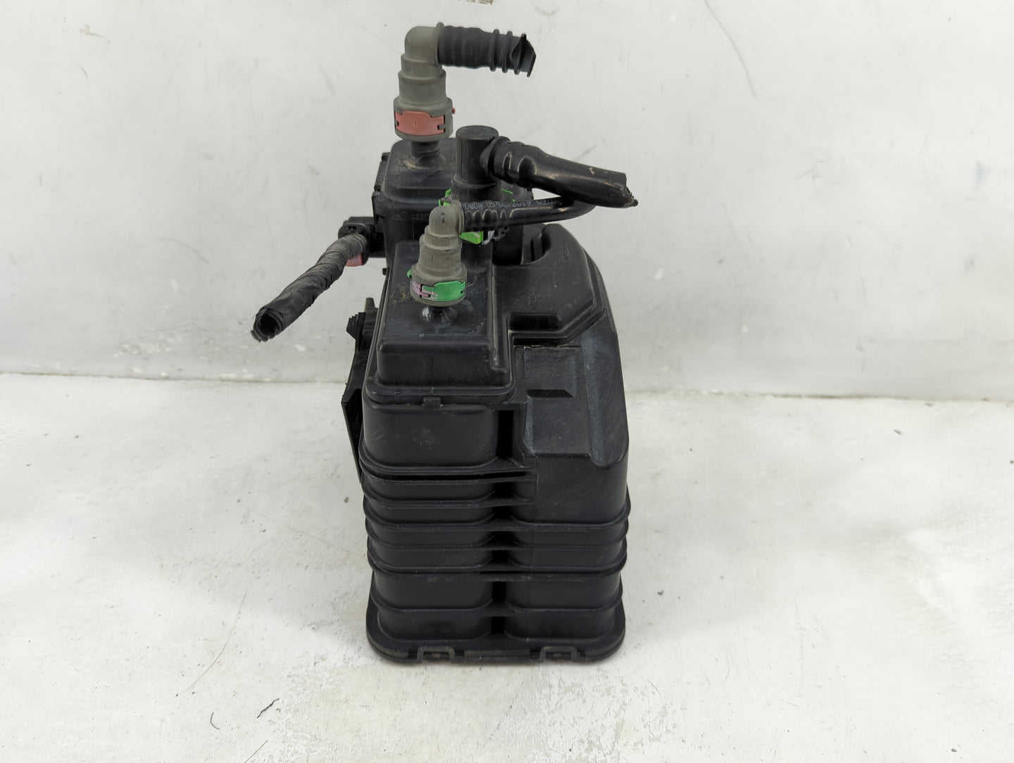 2019 Chevrolet Colorado Fuel Vapor Charcoal Canister - Oemusedautoparts1.com