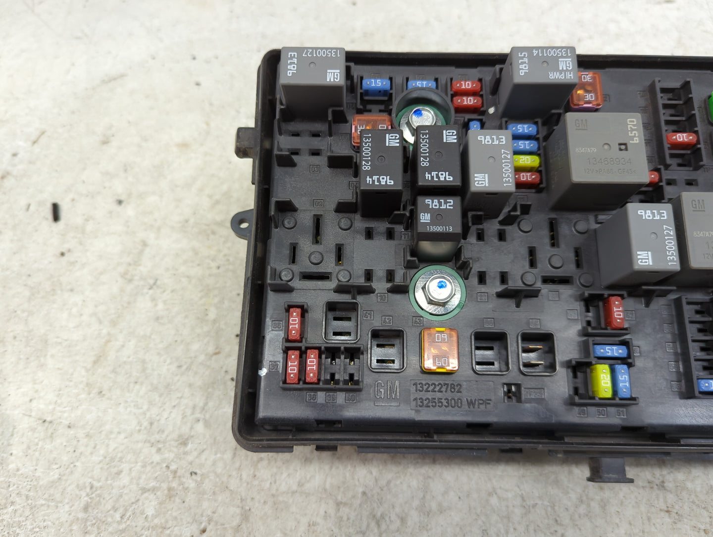 2015-2019 Chevrolet Colorado Fusebox Fuse Box Panel Relay Module P/N:84287539 01 Fits Fits 2015 2016 2017 2019 OEM Used Auto