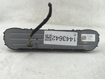 2015-2022 Chevrolet Colorado Climate Control Module Temperature AC/Heater Replacement P/N:815372982 Fits OEM Used Auto Parts