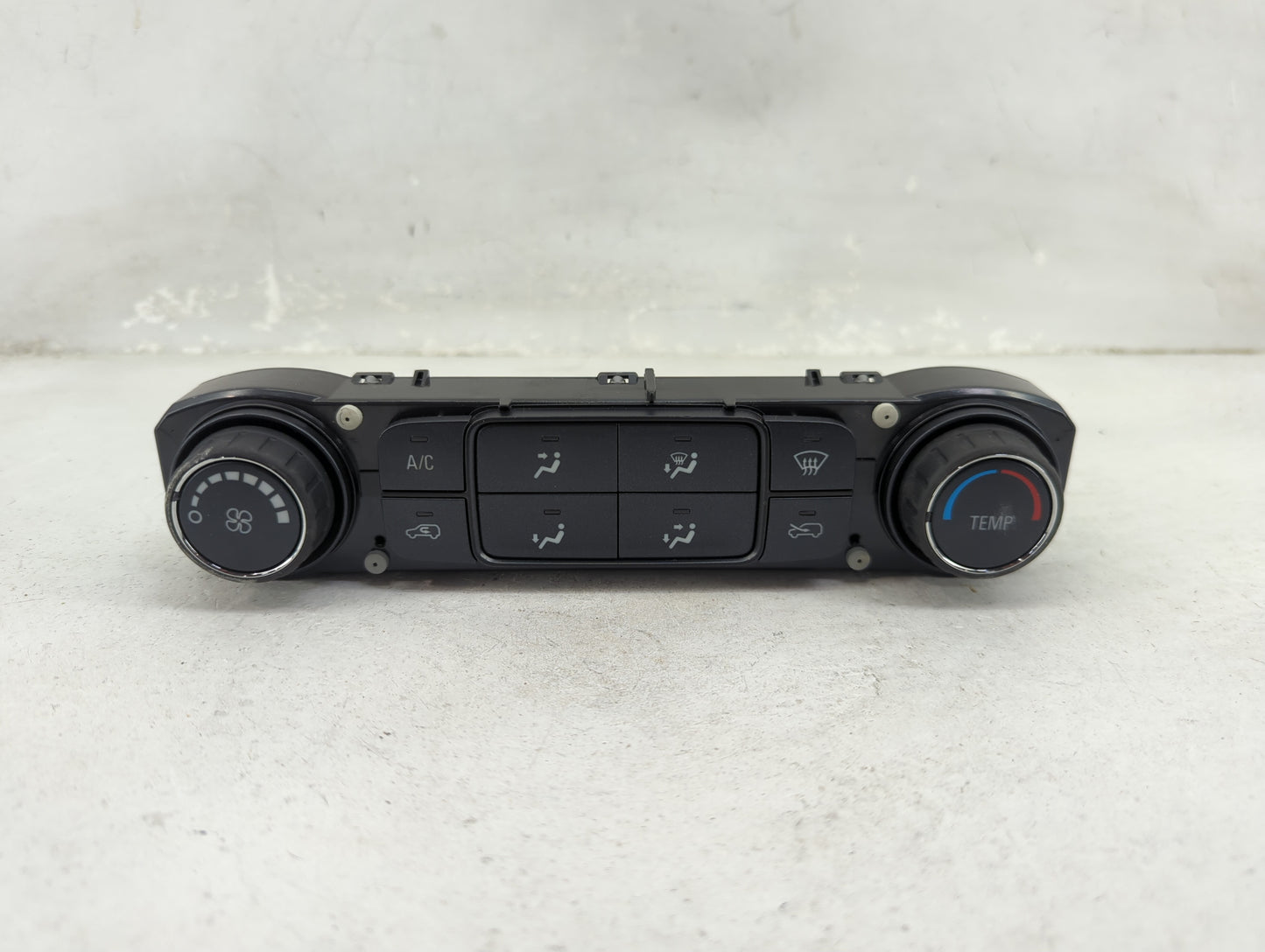 2015-2022 Chevrolet Colorado Climate Control Module Temperature AC/Heater Replacement P/N:815372982 Fits OEM Used Auto Parts