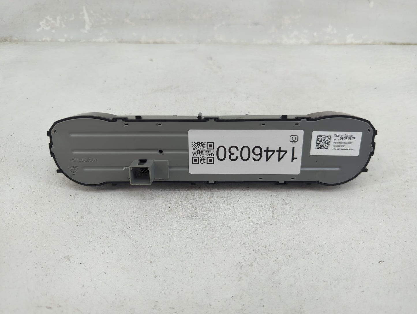 2015-2022 Chevrolet Colorado Climate Control Module Temperature AC/Heater Replacement P/N:815372982 Fits OEM Used Auto Parts