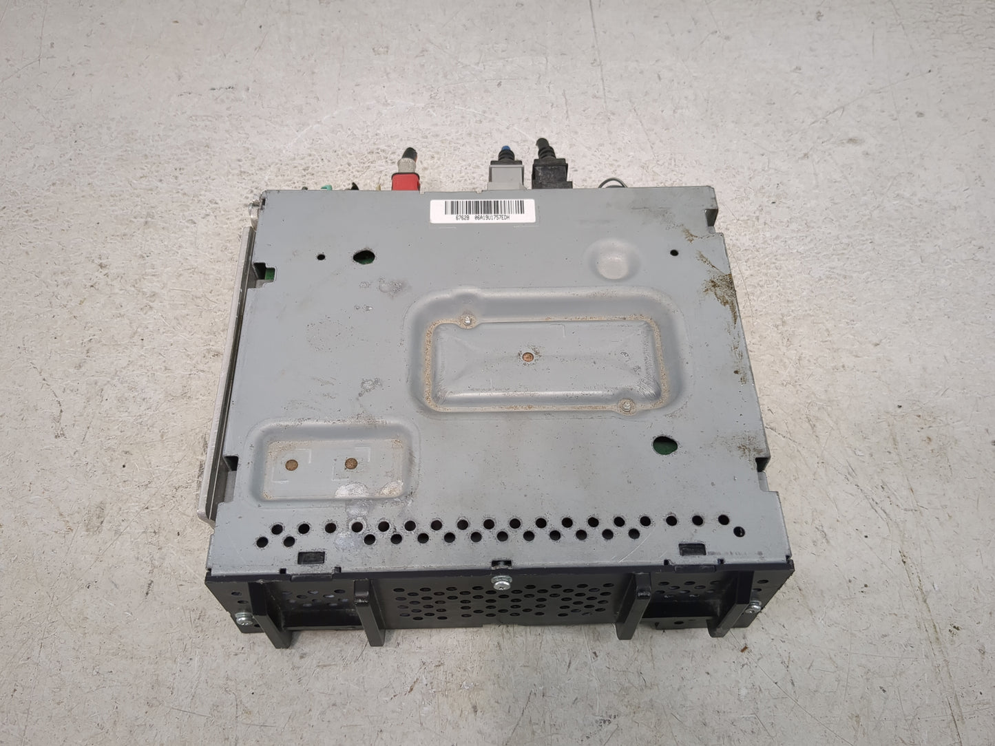 2020-2022 Chevrolet Colorado Radio AM FM Cd Player Receiver Replacement P/N:84610616 7310500000000X Fits Fits 2020 2021 2022