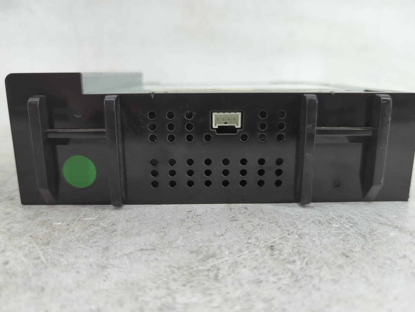 2016-2019 Chevrolet Colorado Radio AM FM Cd Player Receiver Replacement P/N:MED62890301 Fits Fits 2016 2017 2018 2019 OEM Us