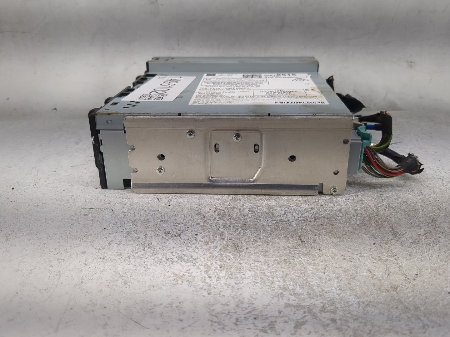 2019 Chevrolet Colorado Radio AM FM Cd Player Receiver Replacement P/N:84610616 7310500000000X, 812425551 Fits Fits 2018 OEM