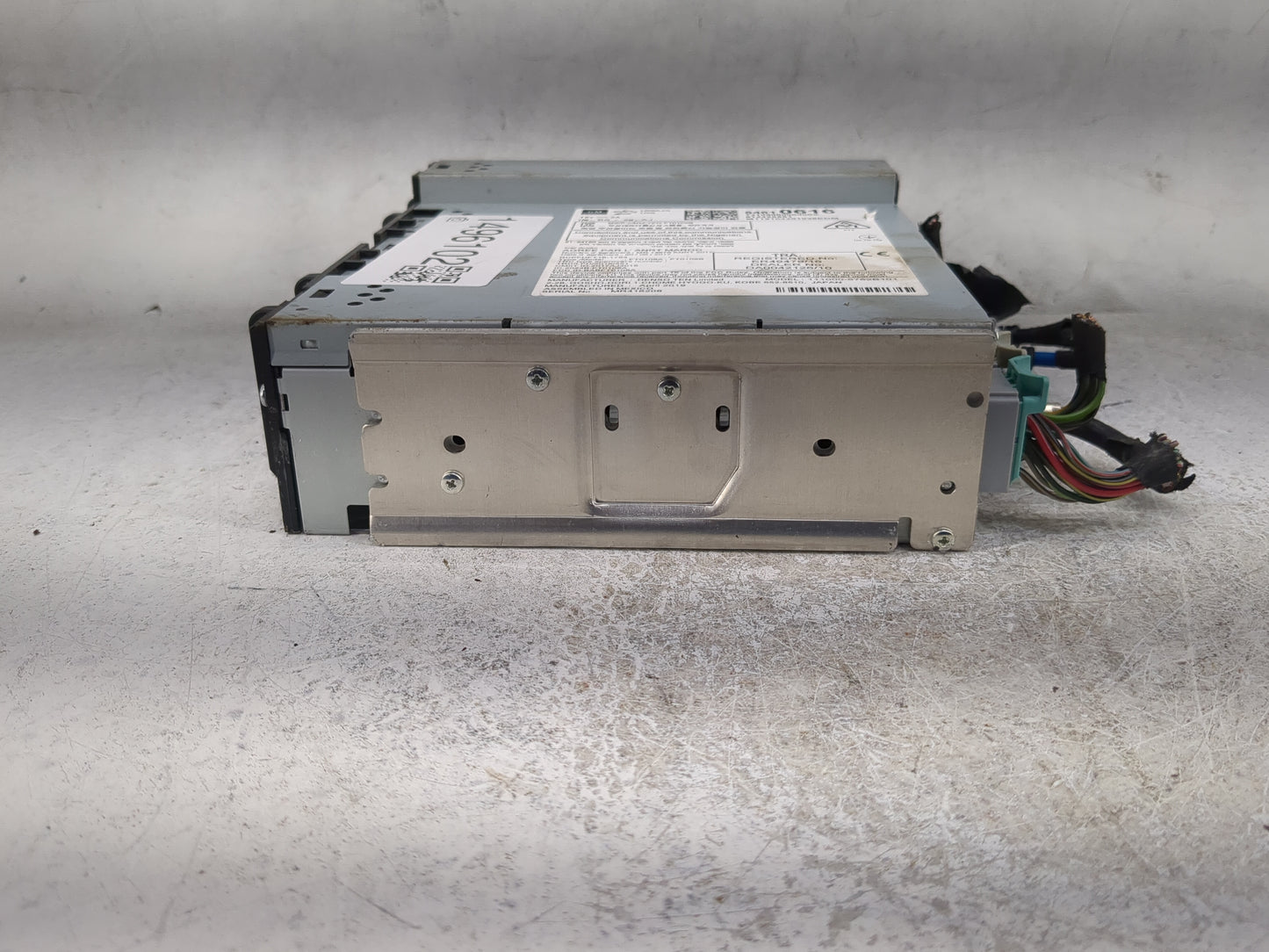 2019 Chevrolet Colorado Radio AM FM Cd Player Receiver Replacement P/N:84610616 7310500000000X, 812425551 Fits Fits 2018 OEM