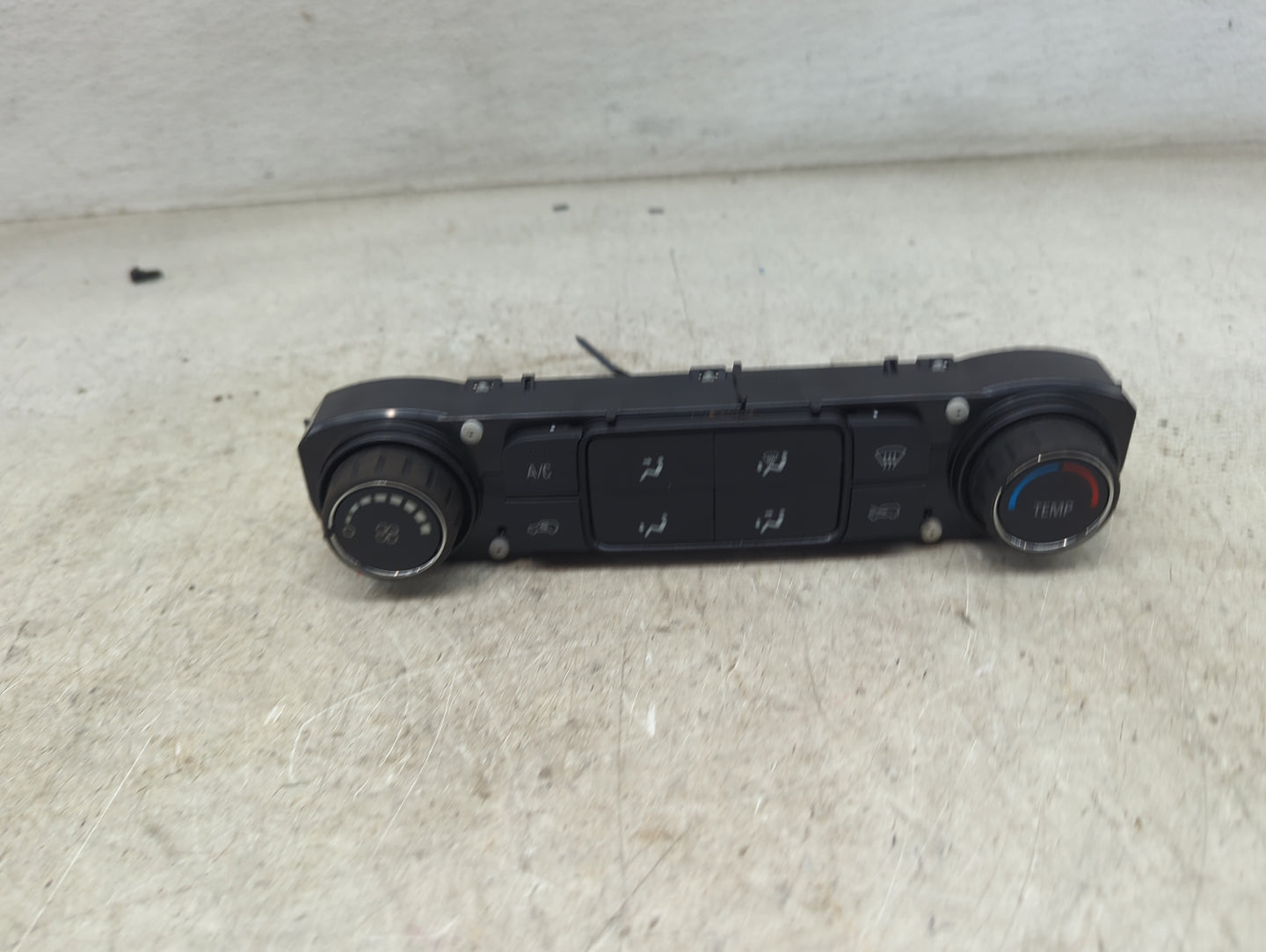 2015-2022 Chevrolet Colorado Climate Control Module Temperature AC/Heater Replacement Fits OEM Used Auto Parts - Oemusedauto